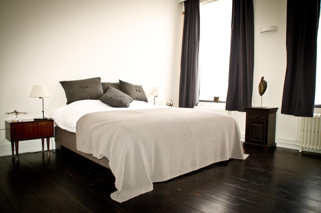 House Ninety Guesthouse Ιξέλ Δωμάτιο φωτογραφία