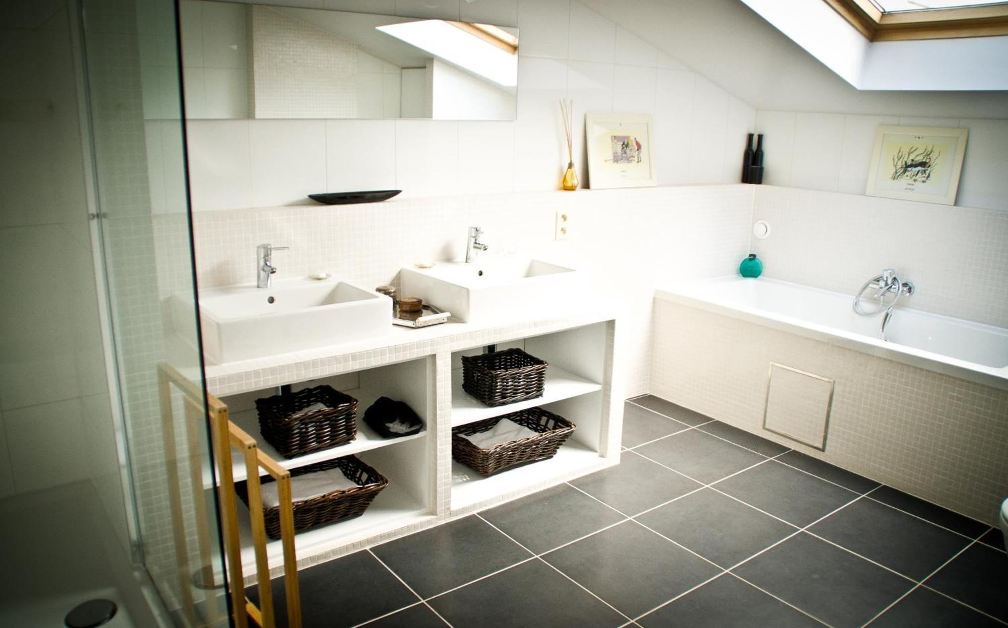 House Ninety Guesthouse Ιξέλ Εξωτερικό φωτογραφία